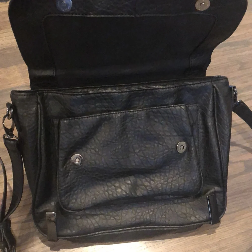 Black Messenger Bag